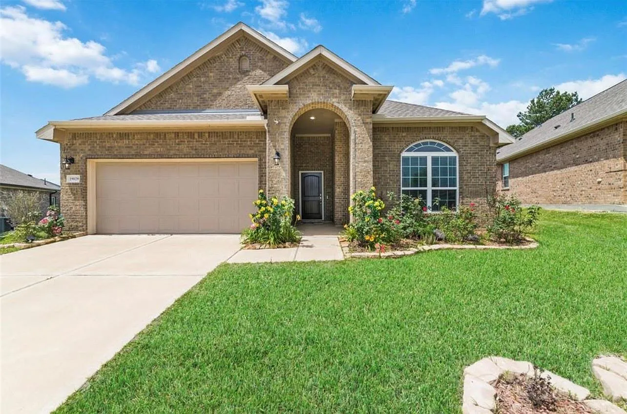 3 bed, 1798 sqft, $2,250 — Photo 1