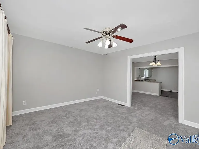 2112 Summer St SW — Photo 16