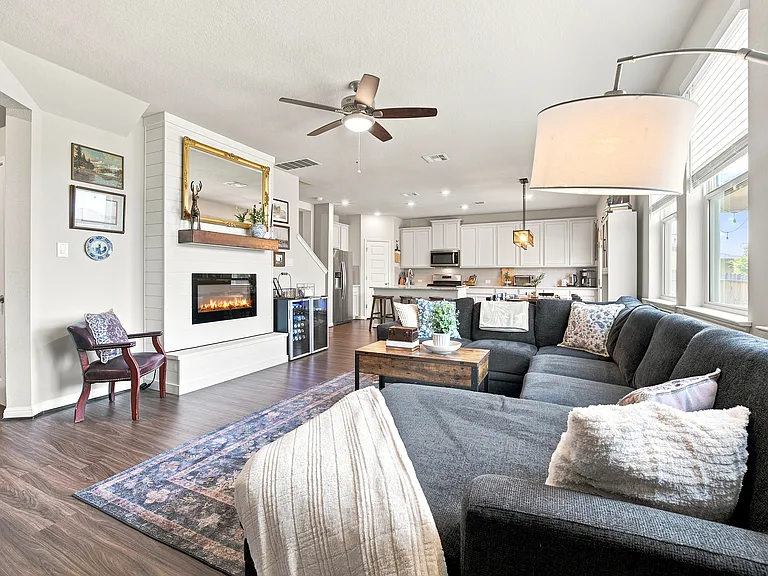 12902 Staubach Way — Photo 10