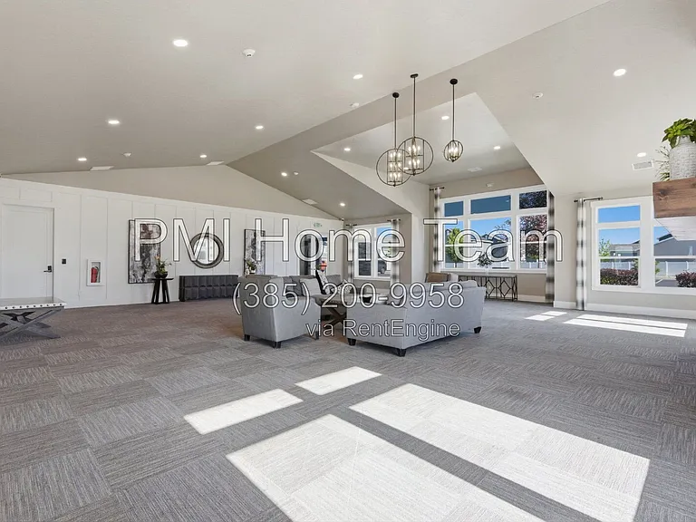 1812 W Parkview Dr — Photo 49