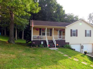 141 Chase Ln, Jacksboro, TN 37757