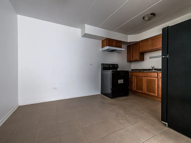 14538 S Cottage Grove — Photo 5