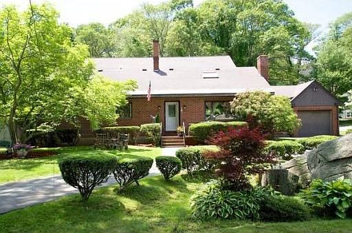 1st image of 26 Brimbal Ave