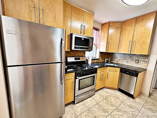 Rented by Brooklyn Property Group LLC | media 11