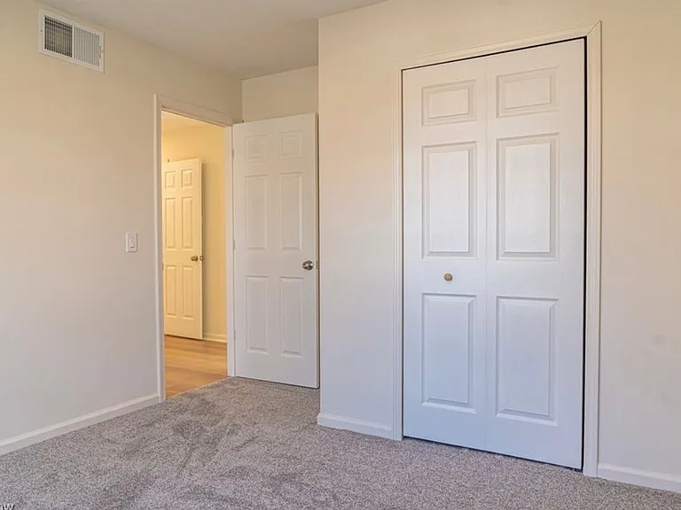 345 Westgrove Ct — Photo 8