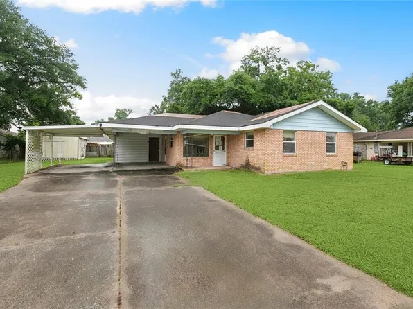 121 Saint Nicholas St, Luling, LA 70070