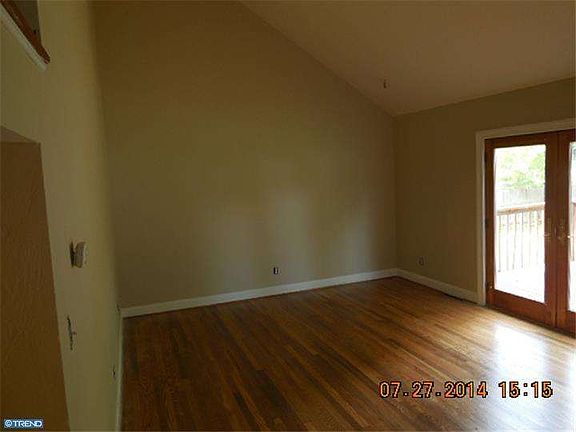 3rd image of 22 McCord Dr