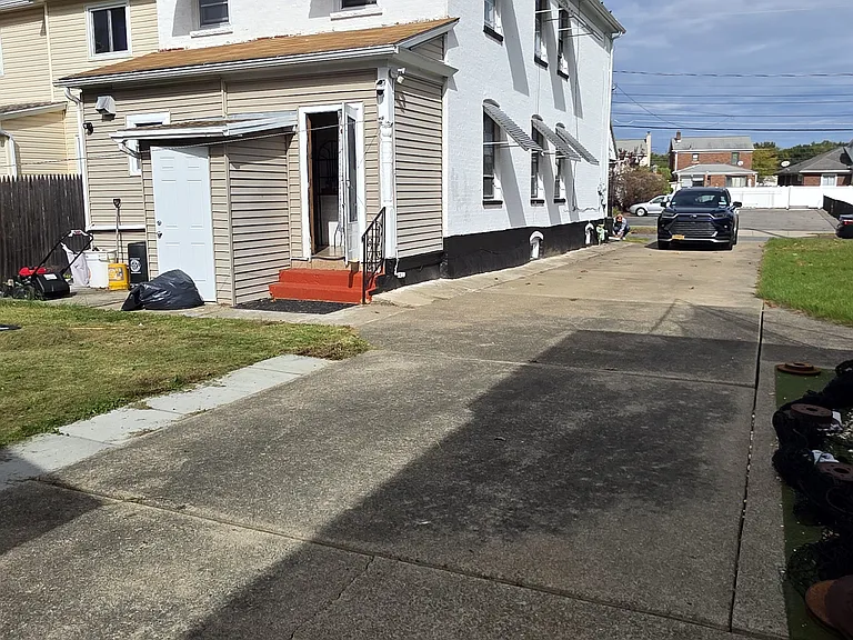 372 W Academy St — Photo 22