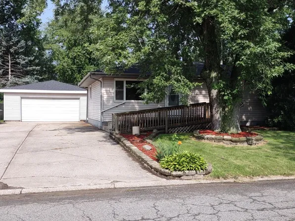 2416 Doretta St, Portage, IN 46368