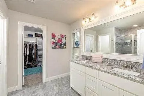 3103 SW Stoneway Ave — Photo 8