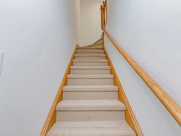 605 Shoreline Dr #11 — Photo 3