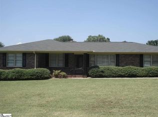101 Wildrose Ln, Greenville, SC 29617