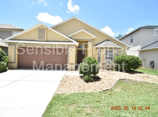 4033 Huntingdale Ct, Zephyrhills, FL 33543