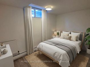 142 Emerald St S #4, Hamilton, ON L8N 2V5