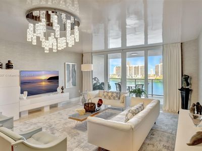 3201 NE 183rd St APT 804, Aventura, FL, 33160