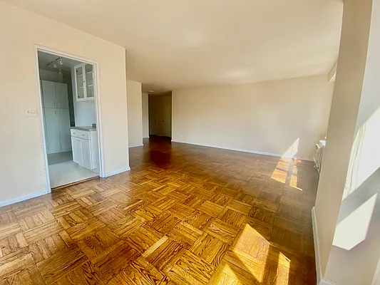 Rented by David Francis New York LLC | media 36