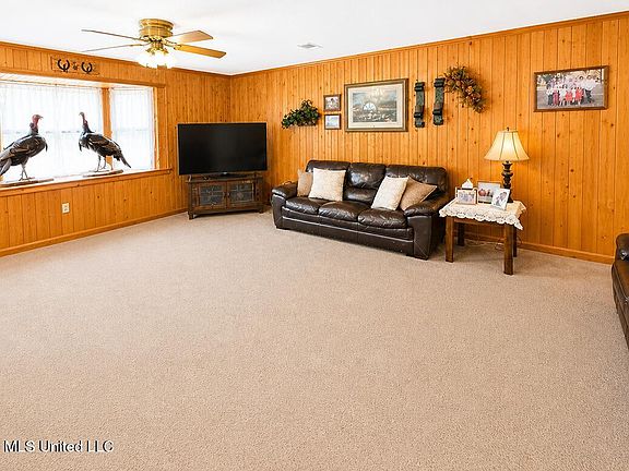 5th image of 918 Neely Avera Rd