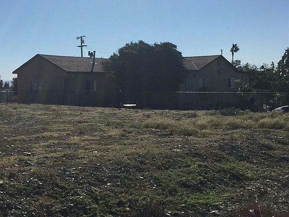 3rd image of 7197 Sierra Ave