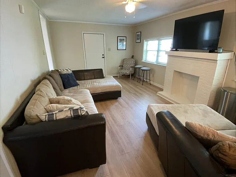 1829 McDowell St — Photo 18