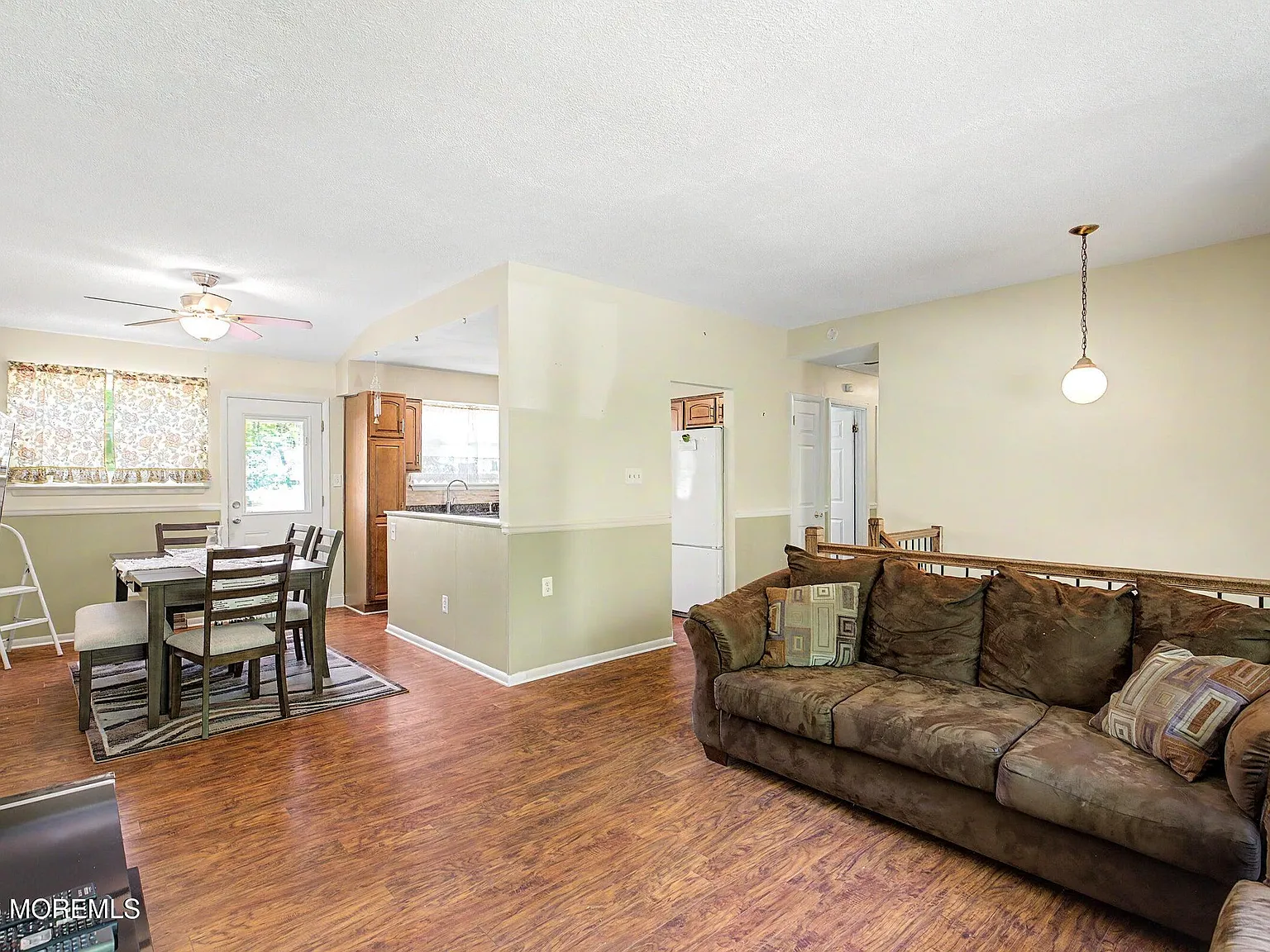 4 bed, 1720 sqft, $3,000 — Photo 3