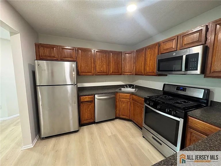 7 Sheffield Ct — Photo 6