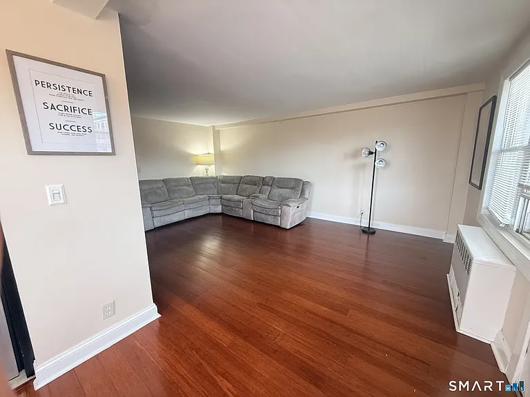 700 Summer St #6C — Photo 4