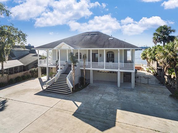 5th image of 5950 Heckscher Dr