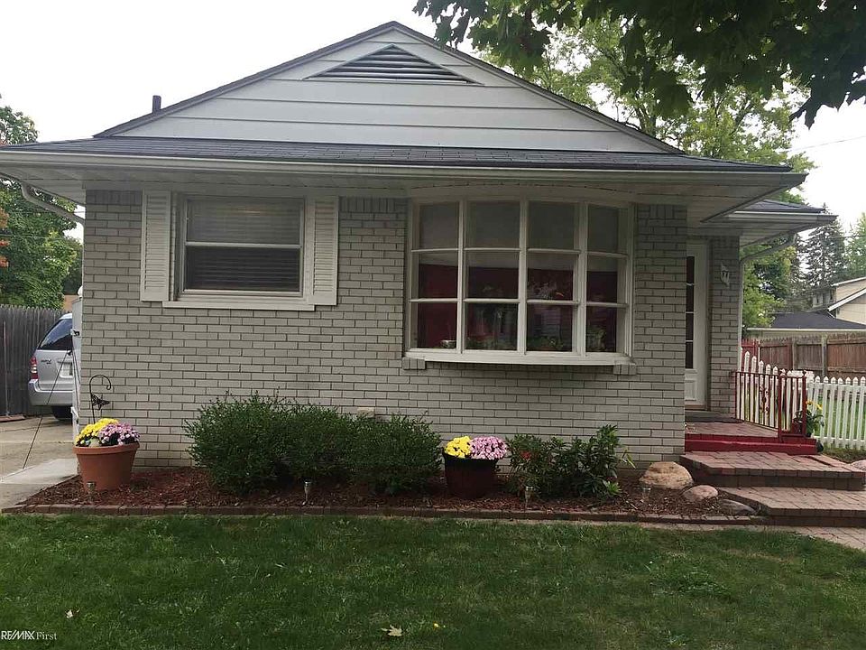 2nd image of 77 Smith St