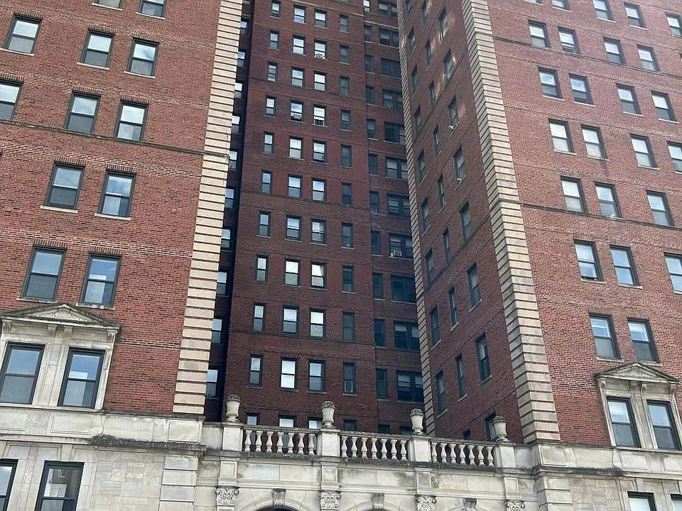 Shorewind Apartments Tower