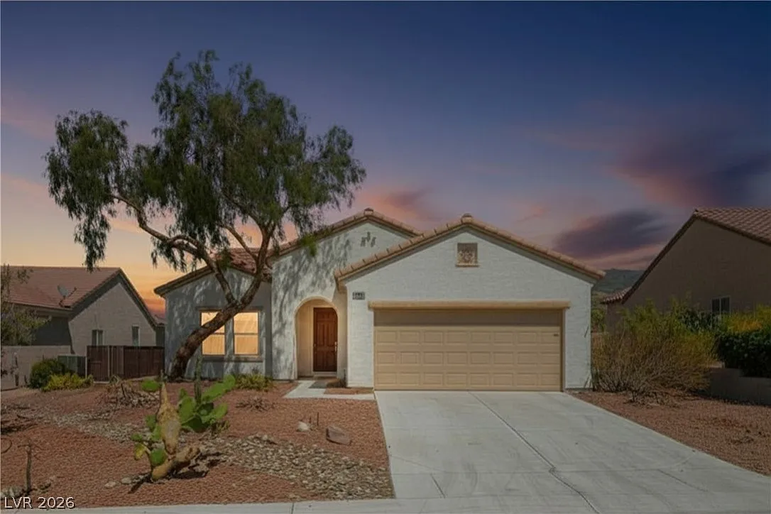2 bed, 2.0 bath, 1712 sqft, $1,995 — Photo 3