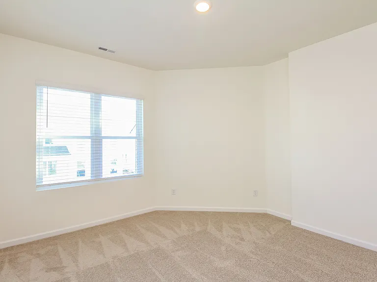 1608 Corbett St — Photo 13