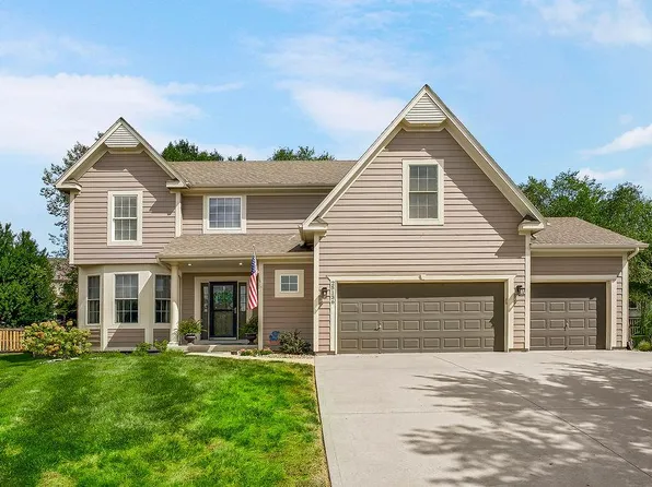 25136 W 149th Pl, Olathe, KS 66061