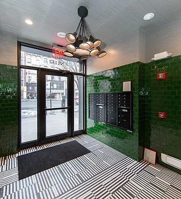 Rented by Voro New York | media 11