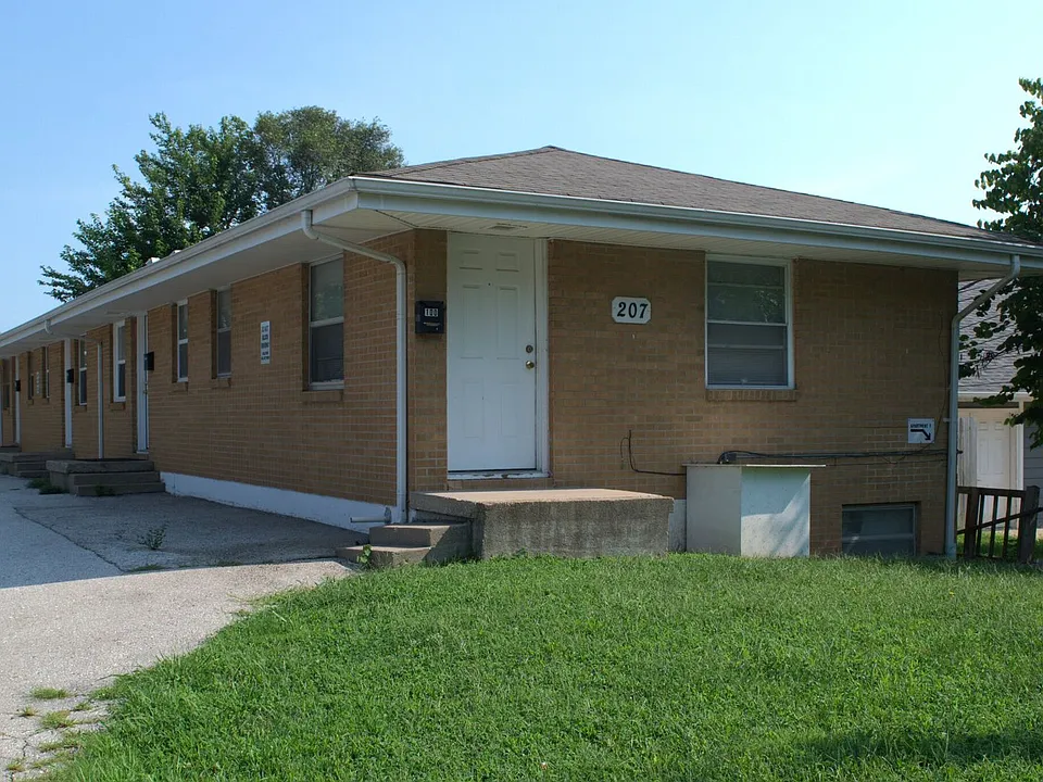207 Highview Ave