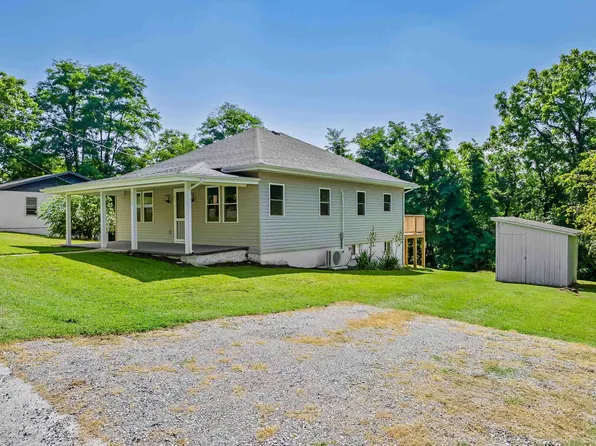 1135 W Spiller St, Wytheville, VA 24382