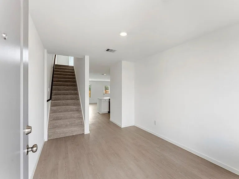 6213 Alder Creek Dr — Photo 5