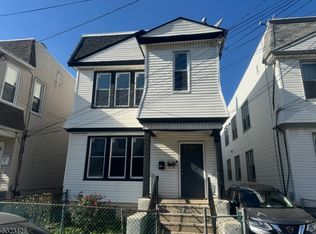 85 Grace St, Irvington, NJ 07111