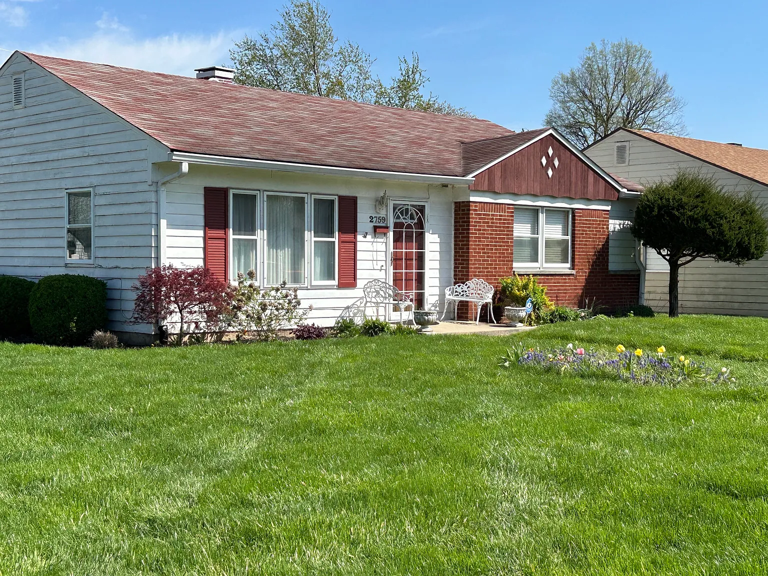 2759 Sangster Ave photo 1
