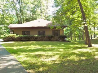 705 Brier Hill Rd, Mammoth Cave, KY 42259