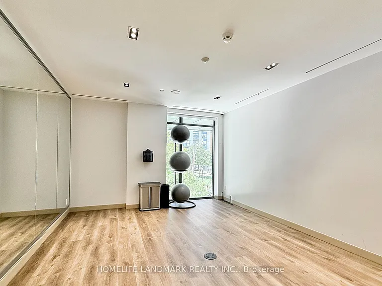 65 Mutual St E #1005 — Photo 15