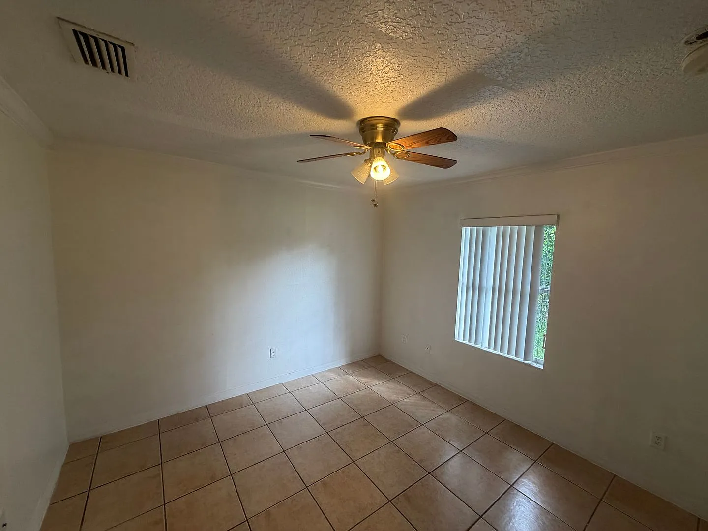2 Bedroom, 2 Bath, 1 Car Garage Duplex In Holly Hill — Photo 2