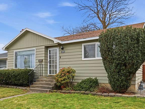 2nd image of 3918 E 24th Ave