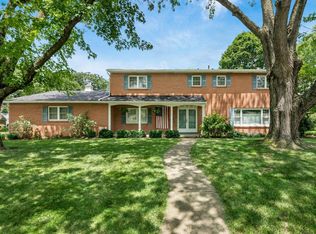 1960 Hythe Rd, Columbus, OH 43220