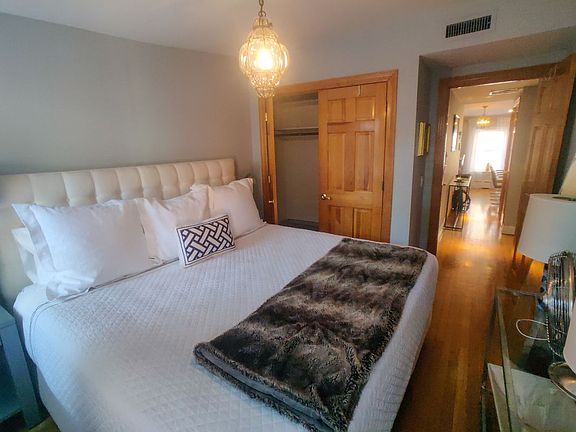 4th image of 626 Hudson St APT 3
