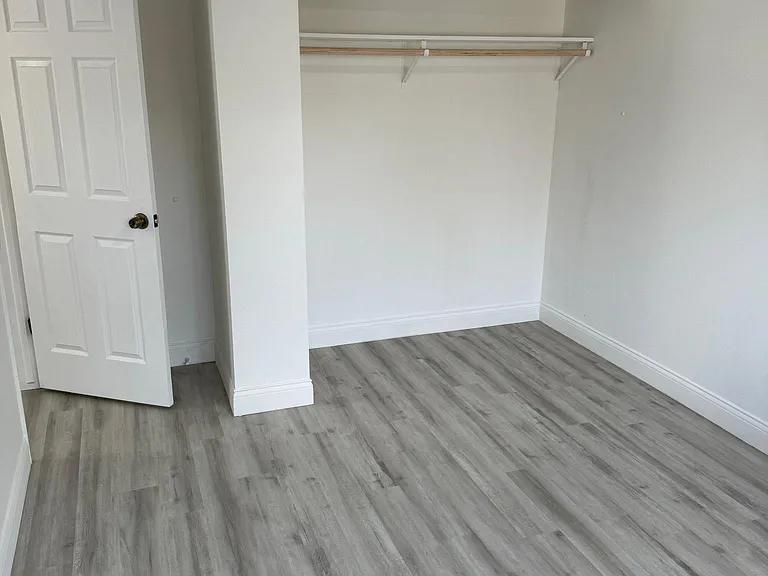 Upstairs Bedroom 2