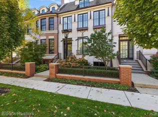 625 W Brown St, Birmingham, MI