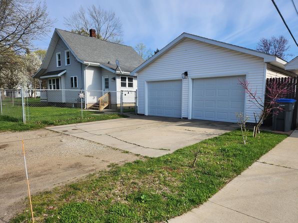 301 S Lakeview St, Sturgis, MI 49091