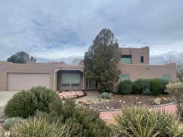 1137 Marigold Dr NE, Albuquerque, NM 87122