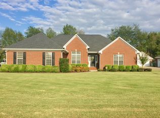 3421 Lenz St, Muscle Shoals, AL 35661