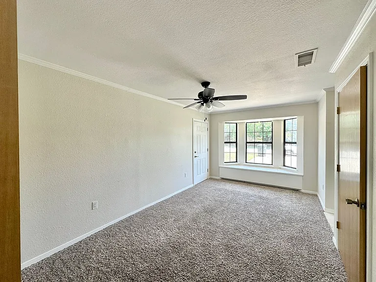 3706 Madison Dr — Photo 11